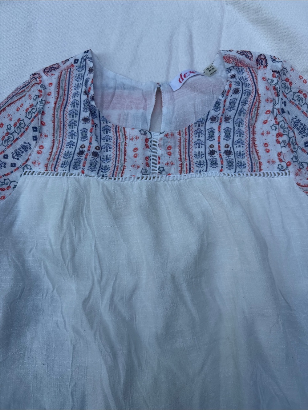 Nordstrom-Dex White Boho Embroidered Yoke Tunic with Blue and Coral Accents